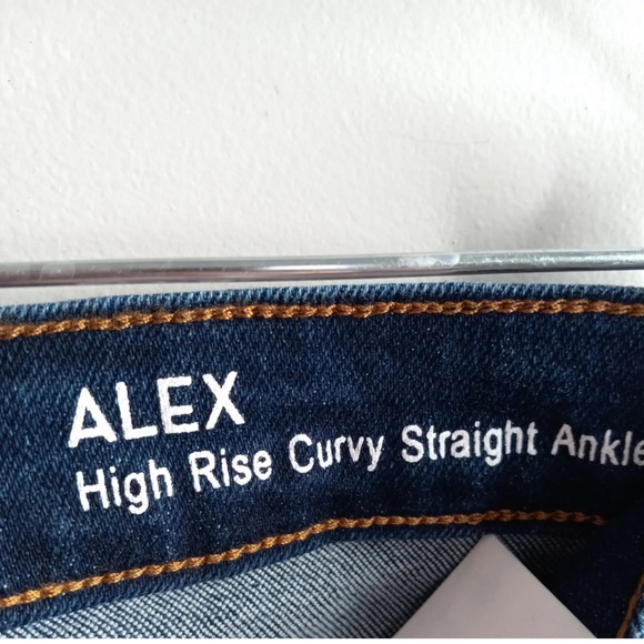 iT Tummy Tuck Jeans Women's Size 12 Dark Wash Distressed Cotton Blend Stretch - Picture 4 of 9